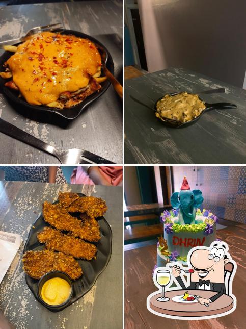 Meals at Veena's Cake & Cafe