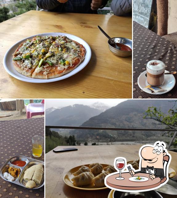 Meals at 7 Sisters cafe