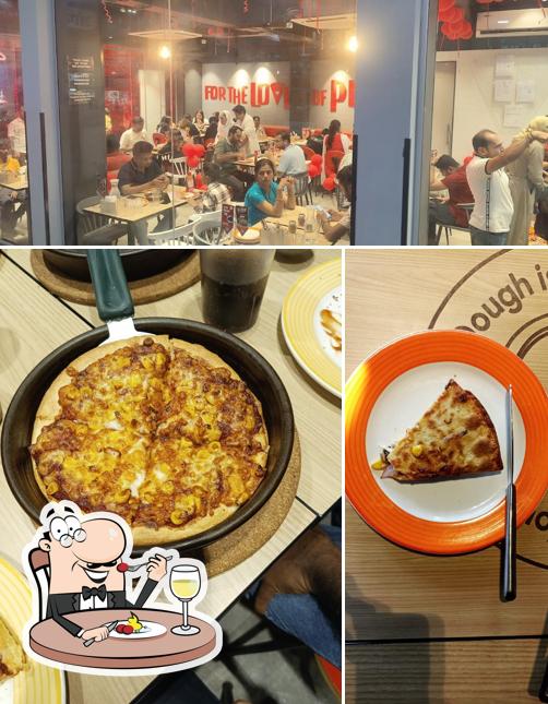 Meals at Pizza Hut Mangalwar Peth, Karad
