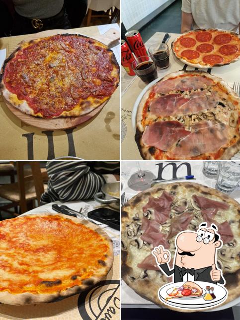 Ordina tra le svariate varianti di pizza