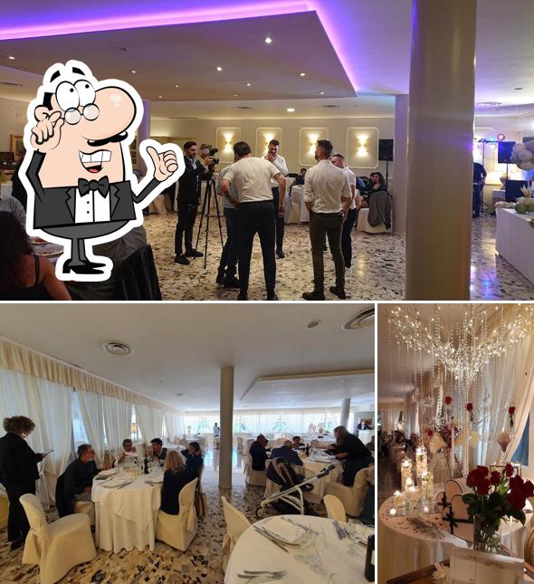Dai un'occhiata agli interni di Ristorante La Pineta