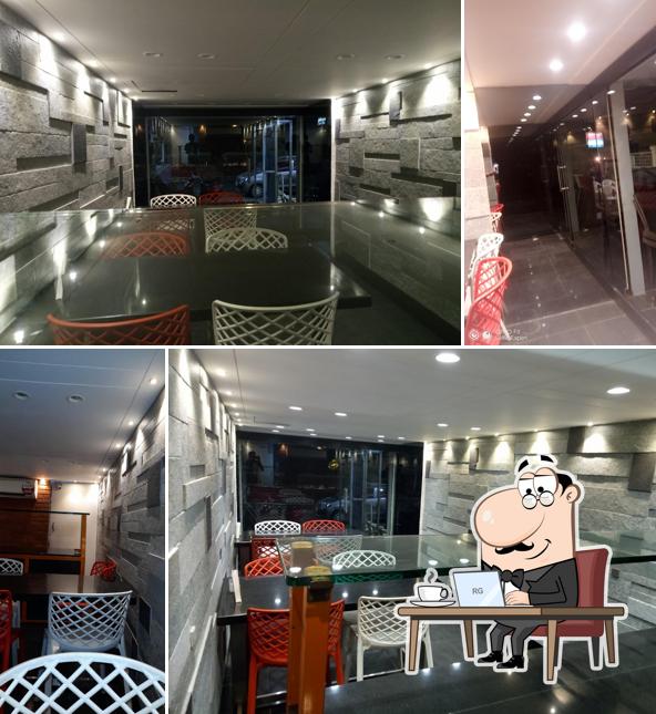 The interior of Shilu's Chapdi Undhiyu