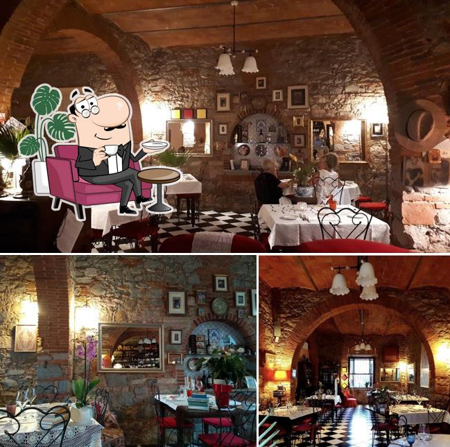 Siediti a un tavolo di Osteria San Michele