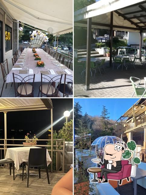 Siediti a un tavolo di Favola Beach Club