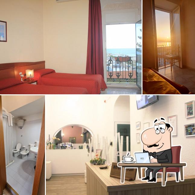 Siediti a un tavolo di Hotel Miramare