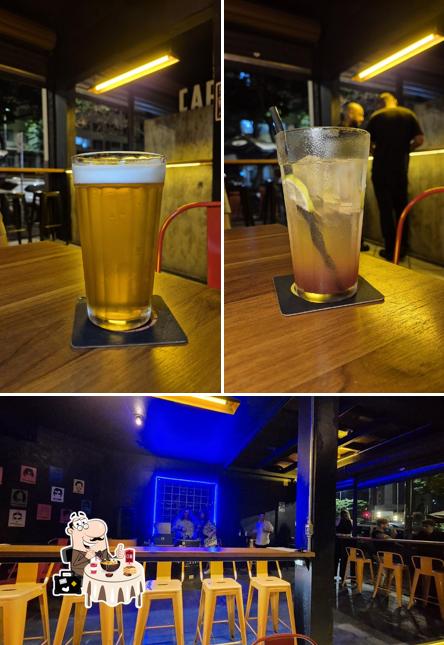 Dê uma olhada a foto apresentando comida e interior no Raulzito Bar
