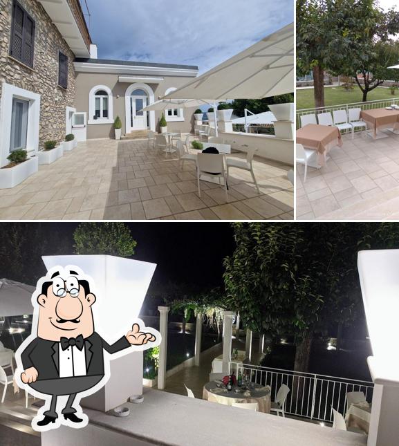 Siediti a un tavolo di La Taverna Del Castello