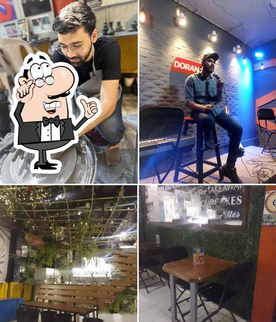 Take a seat at one of the tables at DORANGOS (Insta:-dorangos_comedy_events) Best Entertainment Mumbai
