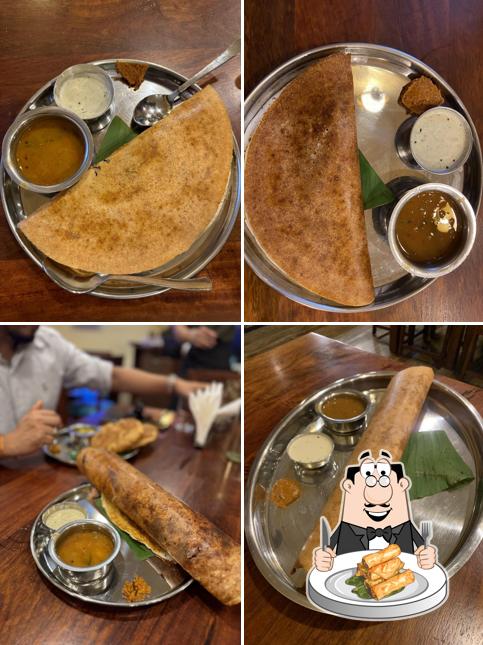 Spring rolls at Malgudi Dakshin Tiffins