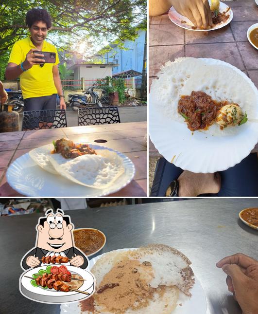 Food at Tea Shop (Appavum Muttayum Shop)