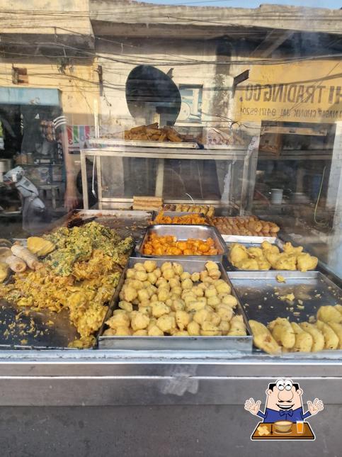 Food at Lal Ji Di Hatti