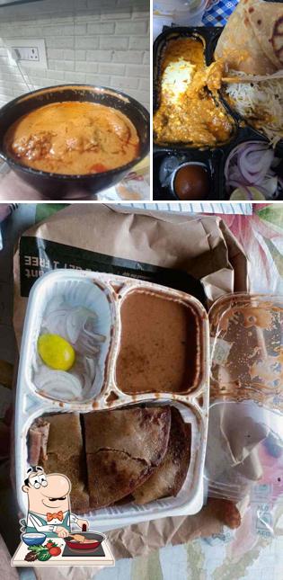 Chicken curry at Veg Meals by Lunchbox