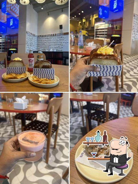 Check out how Ba Da Bom looks inside