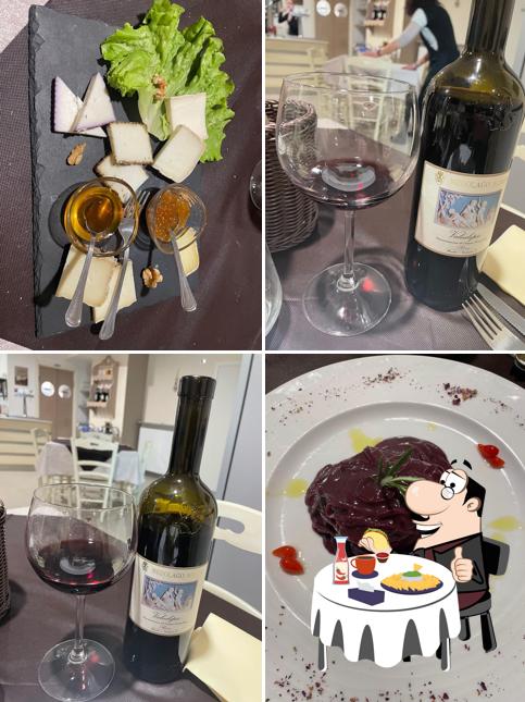Piatto di formaggi al Ristorante pizzeria ai portici
