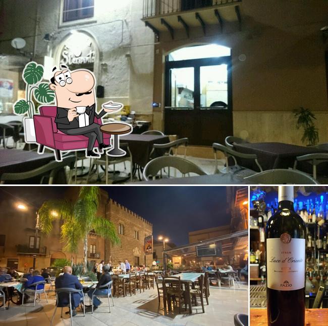 La immagine di interni e alcol da Pizzeria Steripinto