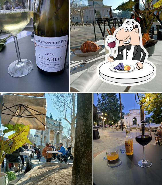 È gradevole godersi un bicchiere di vino a Cru Arco