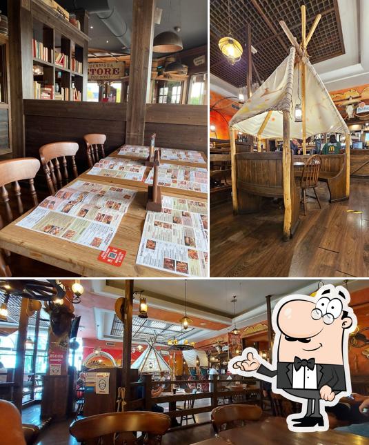 Siediti a un tavolo di Old Wild West - Aprilia C.C. Aprilia2