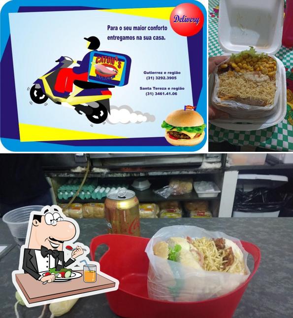 Platos en Caton's Burguer