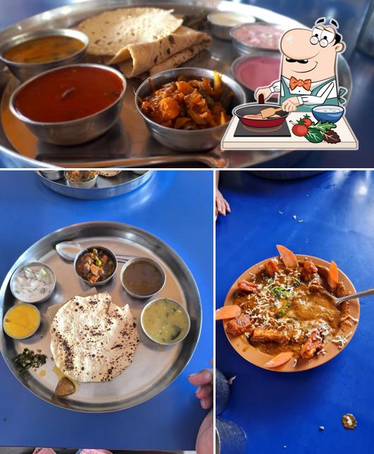 Chicken curry at Hotel Saileela