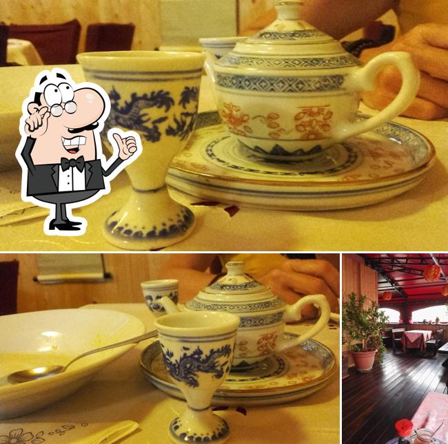 La interni e cibo del ristorante