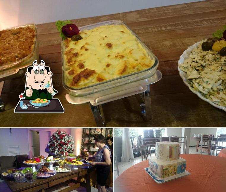 Comida em La Costa Buffet e Recepções