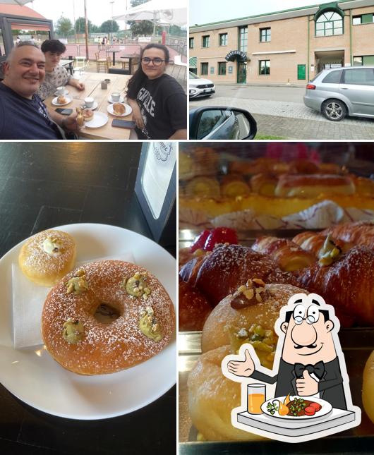 La foto della cibo e esterno di Cantiere 23
