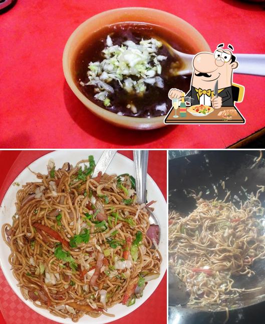 Pad thai at Rapti Fast Food