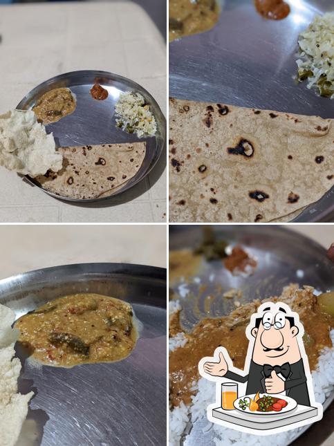Food at Sri Annapurna Mess