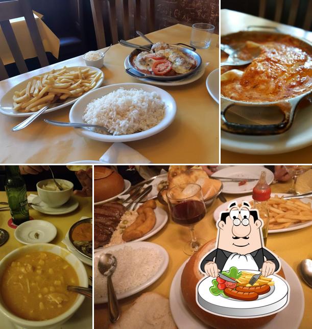 Platos en A Pamphylia Restaurant