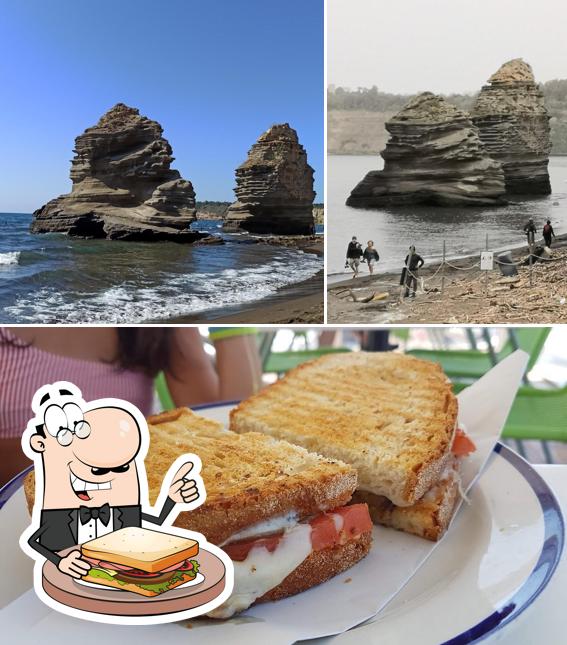 Toast al formaggio al Lido la rotonda