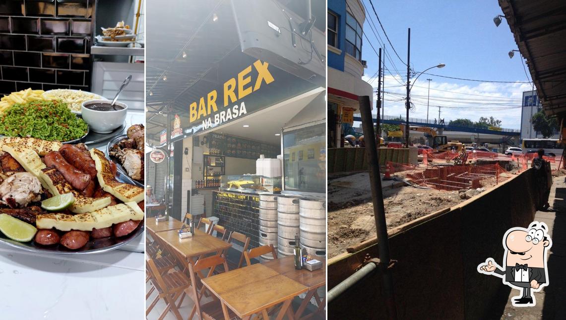 Sente em uma das mesas no NA BRASA REX(BRASEIRO)