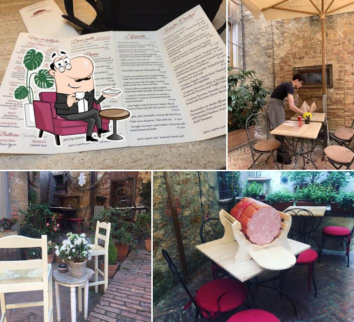 Gli interni di Piccolomini Caffe'