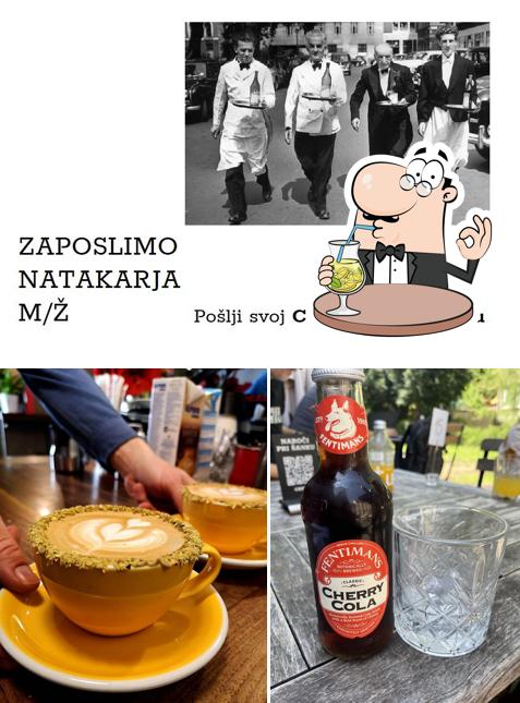La foto della bevanda e nozze di HI KO FI