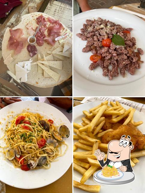 Spaghetti alla carbonara al Sa Domu e Farra - Prodotti tipici Sardi