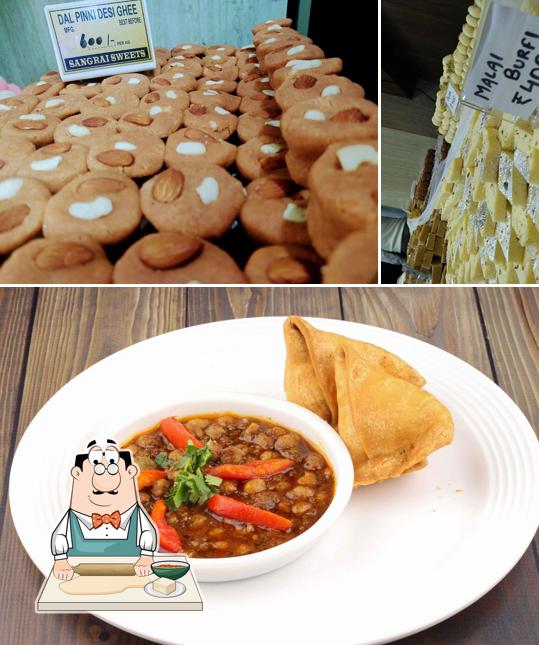 Samosa at Sangrai Sweets restaurant