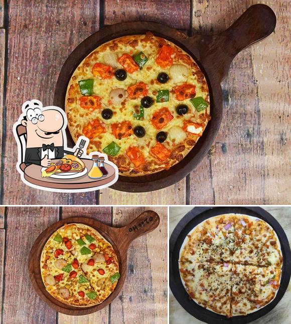 Try out pizza at Turkish Delight Restaurant