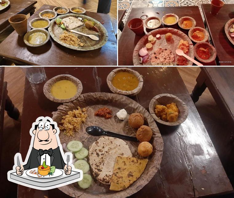 Food at Gulab Garh