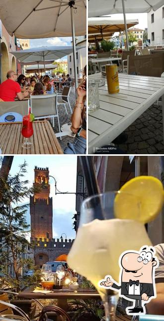 Siediti a un tavolo di Miraflores