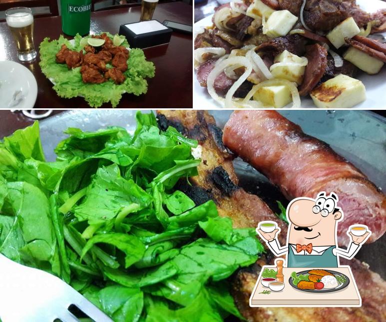 Platos en Eight ball lanchonete e snooker bar e Hambúrgueria