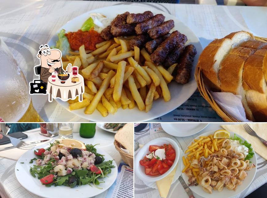 Platti al Buffet Bunarina