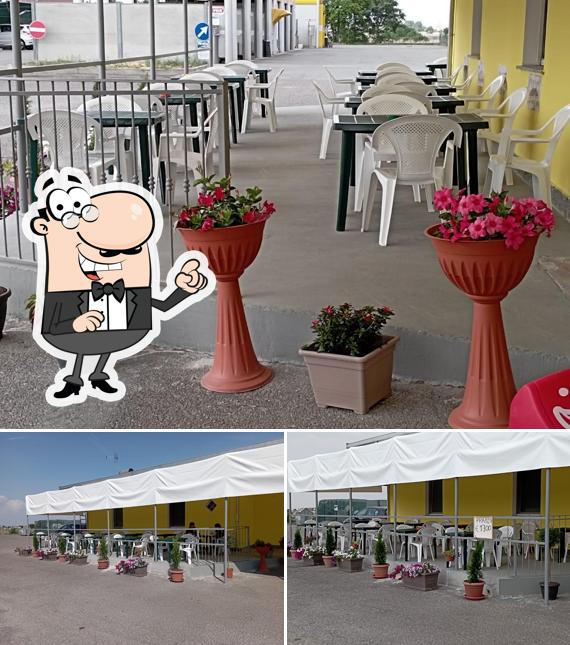 Gli interni di The golden bar trattoria