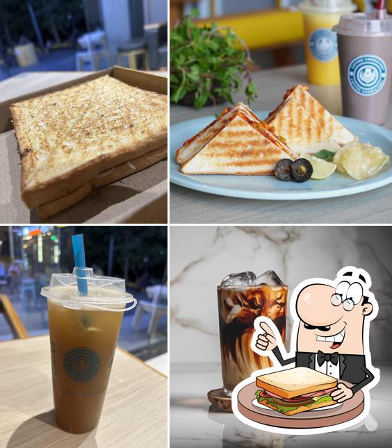 Grilled cheese sandwich at Coffee Chemistrry