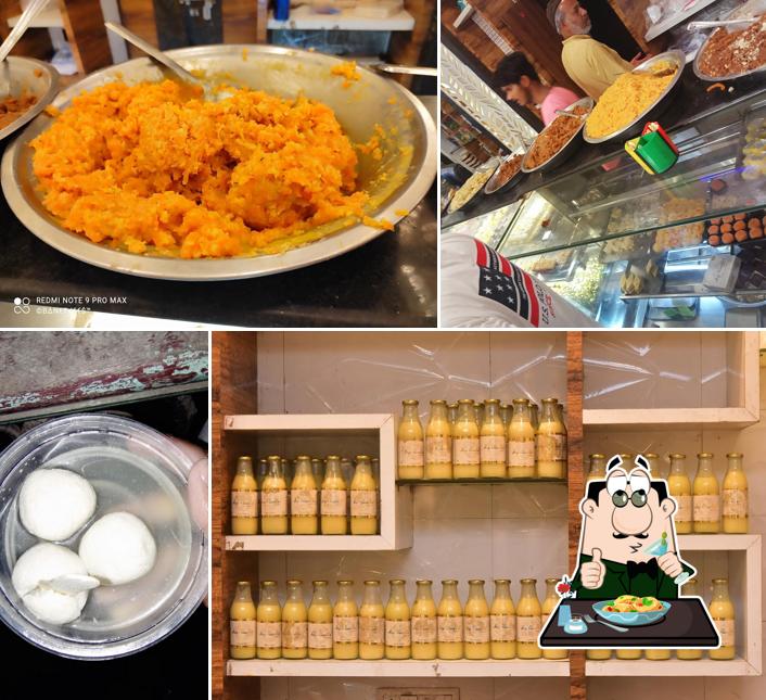 Macaroni and cheese at Haji Allauddin Sweets