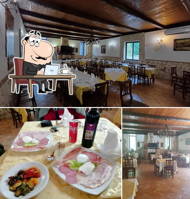 Dai un'occhiata agli interni di La Taverna Del Carbonaro