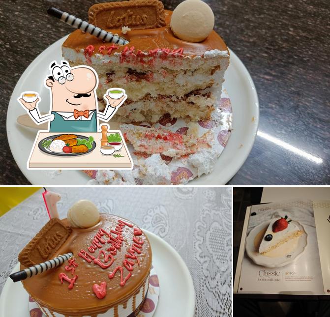 Food at Honey special cake Kochi