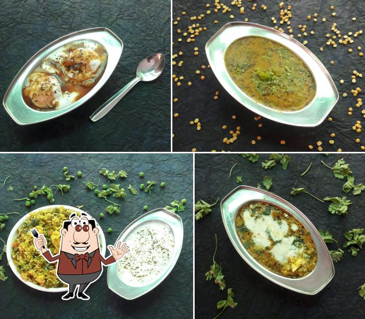 Food at Gyan Vaishnav Hotel