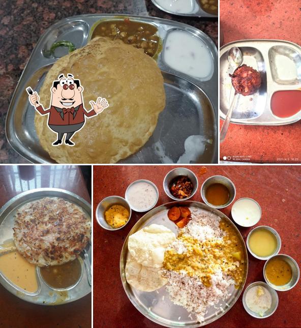 Chole bhature at Sri Krishna Café