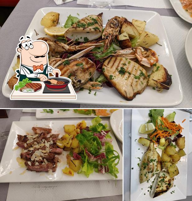 Ordina i piatti di carne a Julie's