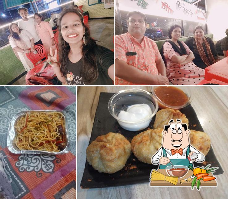 Spaghetti bolognese at LAMA MOMOS CAFE