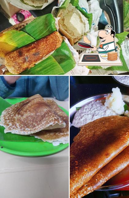 Pancakes at Sri Kottureshwara Benne Dose hotel